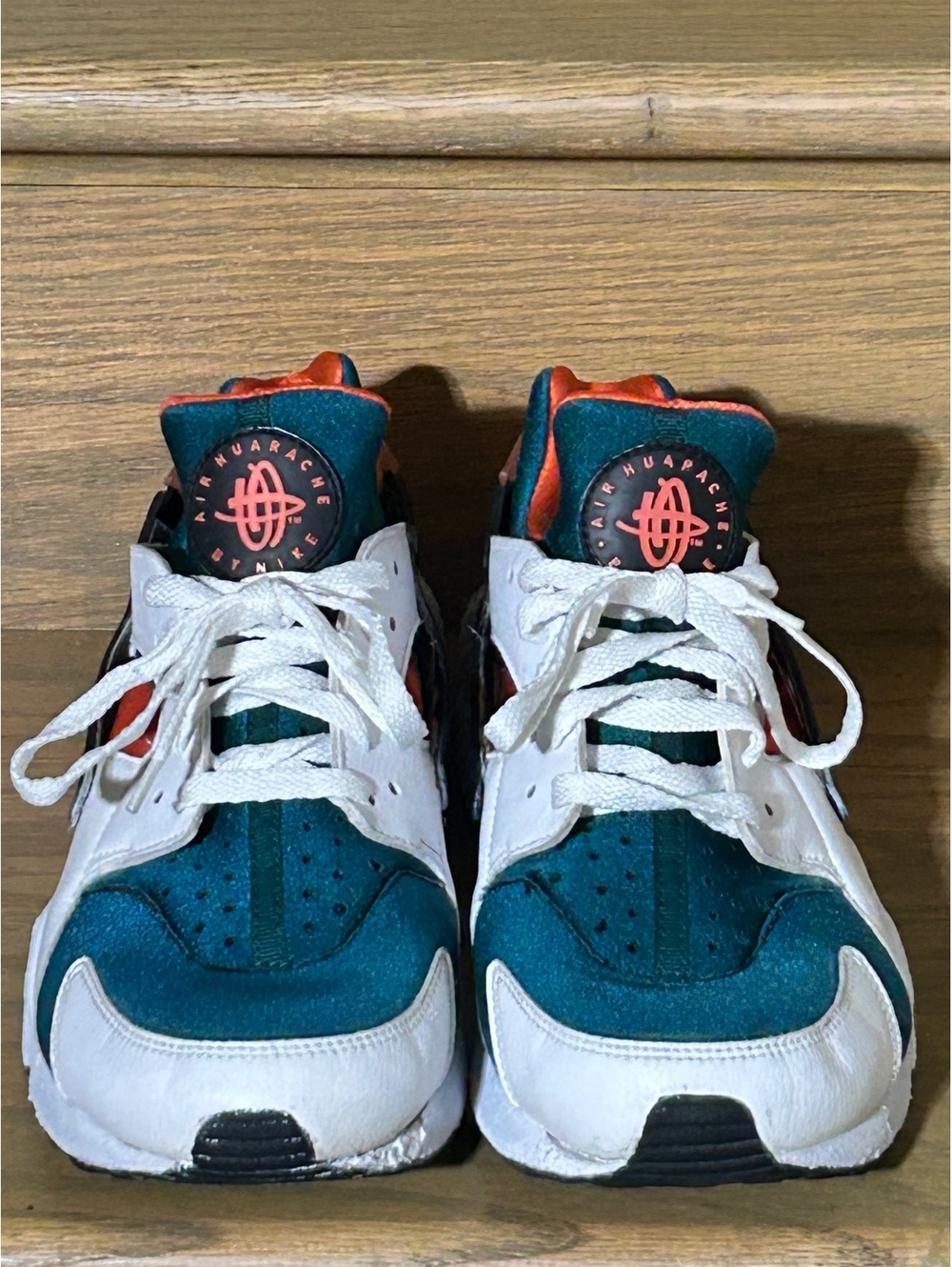 Nike Air Huarache Men's Sneakers White Teal Orange Size 9